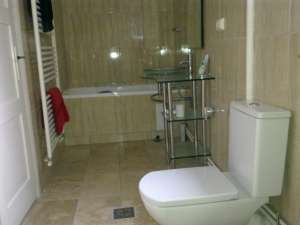 vand apartament zona piata sfatului