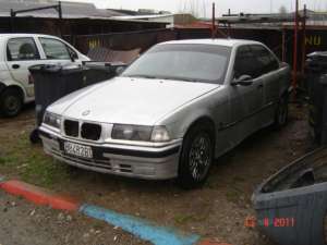 cumpar BMW e36 pt dezmembrari