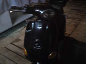 Vand scuter Piaggio Vespa et4 125 cm3