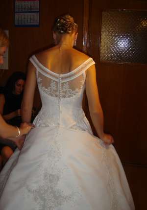 vand rochie de mireasa