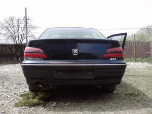 dezmembrez peugeot 406 an 2001