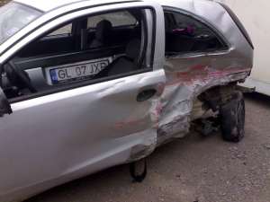 opel corsa avariat