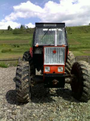 vand tractor DT 1010 echipat pt padure