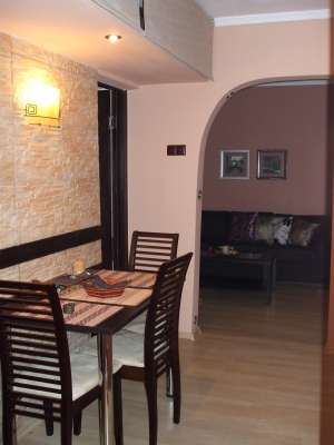 Apartament  3 camere de vanzare,  Pitesti Gavana mobilat si finisat de lux et. 1/ 4