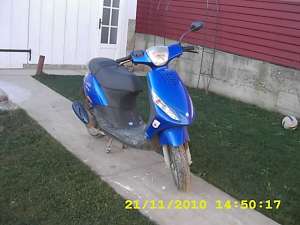 merge si trage foarte bine.  are 5000 de km reali. Accept test