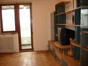 VAND APARTAMENT 4 CAMERE ZONA PREFECTURA