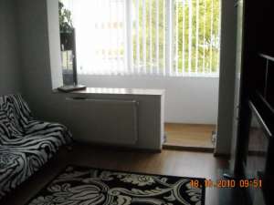 vand apartament la munte