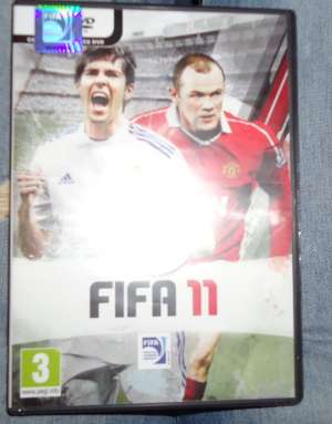 Vand joc FIFA 11 ORIGINAL pentru PC
