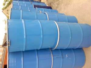 Vand butoaie din plastic si tabla