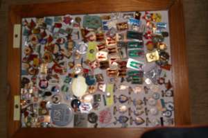 vand colectie insigne