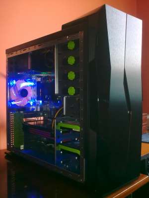 VAND QUAD CORE MAXCUBE 4 X 4, 2 GHZ