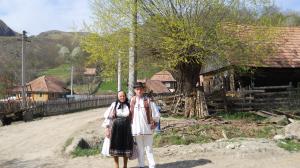 REVELION  CASA PARTIZANILOR OCOLIS,      CHEILE RUNCULUI