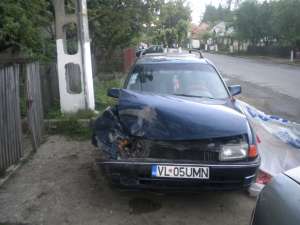 vand opel astra caravan avariat