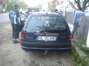 vand opel astra caravan avariat