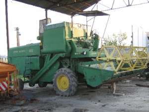 combina John Deere 530