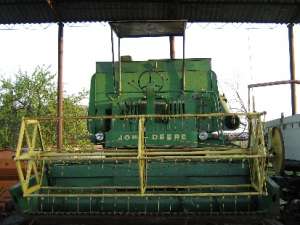 combina John Deere 530