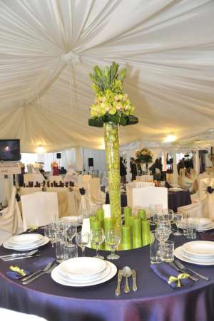 Fructe si flori decoratiuni Arad - ***** - Aranjamente florale Arad