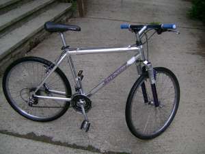 vand biciclete echipate cu shimano deore lx xt
