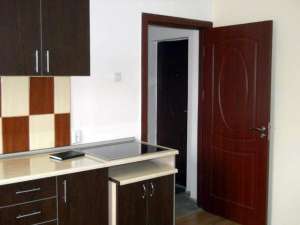 BACAU,  VAND 2 CAMERE CF 1,  ET 2,  RENOVAT,  PRET 21.500 EURO