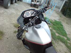 YAMAHA  750cm3
