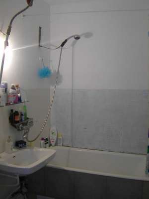 VAND GARSONIERA ; INDEPENDENTEI; ETAJUL 2 ; 23500 EURO