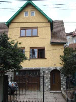 Particular vand vila Brasov ,  la 2min de Biserica Neagra