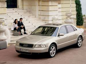 INCHIRIEZ AUDI A8 MODEL 95-98CU SOFER LA DOAR 95 EURO/ZI PT ORICE EVENIMENTE, ORIUNDE IN TARA