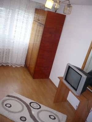 Inchiriez garsoniera sezon-regim hotelier