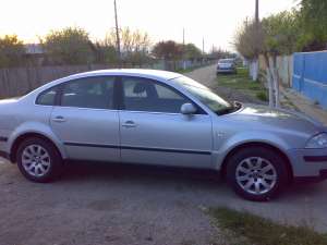 WG PASAT 1.9 TDI ANUL 2004