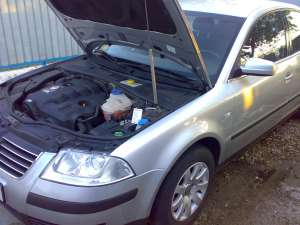 WG PASAT 1.9 TDI ANUL 2004