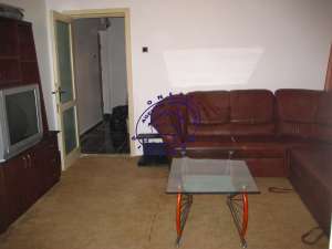 Vand ap. 2 camere in Onesti