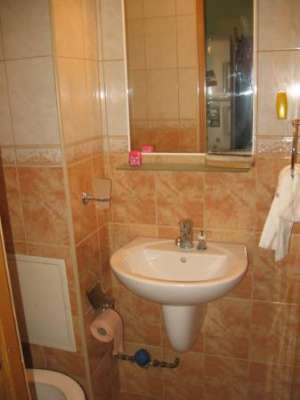 3 CAMERE GORJULUI