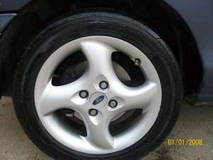Ford Mondeo 1, 6 i