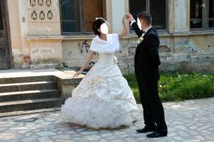 vand rochie de mireasa Agnes Toma
