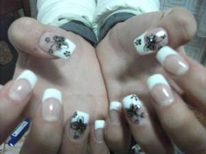 Extensii de unghii