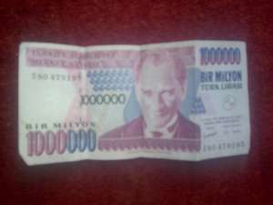 Vand lire turcesti 1500000 lire 2 bancnote. 1000000 si respectiv 500000.