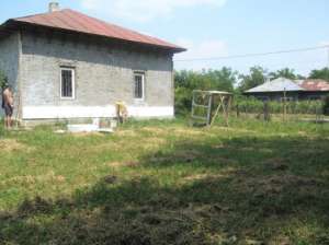 Casa si garsoniera pentru apartament 3 camere
