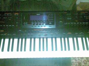 cumpar-schimb cu roland g 800 clapa korg pa1 x pro elite