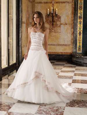 Vand rochie de mireasa