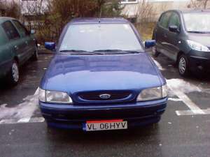 FORD ESCORT