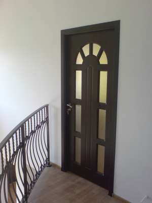 montez:parchet, mobilier,  scari,  garduri, lambriuri, etc usi din lemn de orice tip  rel.  07463379