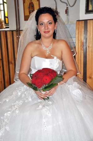 Vand rochie de mireasa