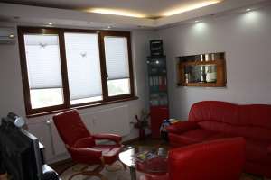 Particular Vand apartament 3 camere in zona Titulescu � Calea Grivitei