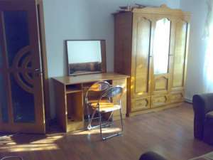 BACAU,  OFER SPRE INCHIRIERE APARTAMENT CU 2 CAMERE,  ZONA TIC-TAC MOBILAT
