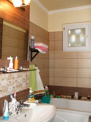Apartament  3 camere de vanzare,  Pitesti Gavana finisat de lux cu mobila et1/4