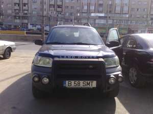 land rover feelander 2001 benzina1.8 stare impecabila aer conditionat gemuri electrice alarma 4*4 pe