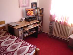 DAU IN CHIRIE APARTAMENT A CAMERE IN ROGERIUS