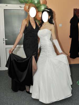 Vand rochie de mireasa Superba