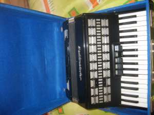 vand acordeon weltmeister serino negru