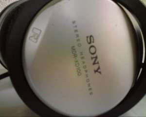 Casti Sony si Philips